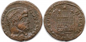Römische Münzen, MÜNZEN DER RÖMISCHEN KAISERZEIT. Constantinus I. (307-337 n. Chr). Follis. (3.33 g. 20 mm) Vs.: Kopf n. r. Rs.: Lagertor mit zwei Tür...