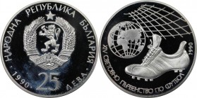 Europäische Münzen und Medaillen, Bulgarien / Bulgaria. Fussball WM 1990 in Italien - Fussballschuh. 25 Leva 1990. 23,38 g. 0.925 Silber. 0.695 OZ. KM...