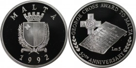 Europäische Münzen und Medaillen, Malta. "George Cross Award". 5 Liri 1992. 28,28 g. 0.925 Silber. 0.84 OZ. KM 100. Polierte Platte