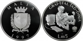 Europäische Münzen und Medaillen, Malta. UNICEF. 5 Liri 1997. 28,28 g. 0.925 Silber. 0.84 OZ. KM 115. Polierte Platte