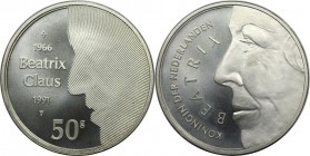 Europäische Münzen und Medaillen, Niederlande / Netherlands. Silberhochzeit von Beatrix und Claus. 50 Gulden 1991. 25,0 g. 0.925 Silber. 0.74 OZ. KM 2...