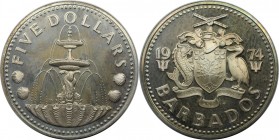 Weltmünzen und Medaillen, Barbados. Shell-Brunnen Bridgetowns Trafalgar Square. 5 Dollars 1974. 31,10 g. 0.800 Silber. 0.8 OZ. KM 16a. Polierte Platte...