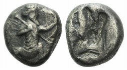 Achaemenid Kings of Persia, c. 480-420 BC. AR Siglos (14mm, 5.33g). Persian king or hero r., in kneeling-running stance, holding bow and dagger, quive...