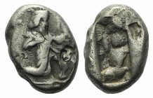 Achaemenid Kings of Persia, c. 480-420 BC. AR Siglos (16mm, 5.37g). Persian king or hero r., in kneeling-running stance, holding bow and dagger, quive...