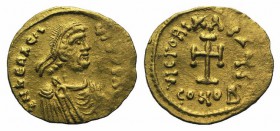 Heraclius (610-641). AV Tremissis (15mm, 1.45g, 6h). Constantinople, c. 613-641. Diademed, draped and cuirassed bust r. R/ Cross potent; CONOB. MIB 74...