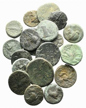 Lot of 20 Greek Æ coins, to be catalog. Lot sold as it, no returns