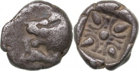 Ionia - Miletos AR Diobol - (circa 520-450 BC)
0.89 g. 8mm. F/VF Forepart of roaring lion to left. / Stellate pattern within incuse square.