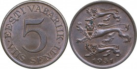Estonia 5 senti 1931
UNC/UNC KM# 11. Rare condition. Mint luster.