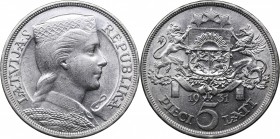 Latvia 5 lati 1931
25.02 g. XF/AU Mint luster. Ag. KM# 9