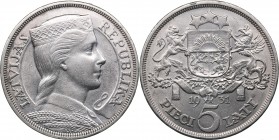 Latvia 5 lati 1931
25.04 g. XF/AU Mint luster. Ag. KM# 9