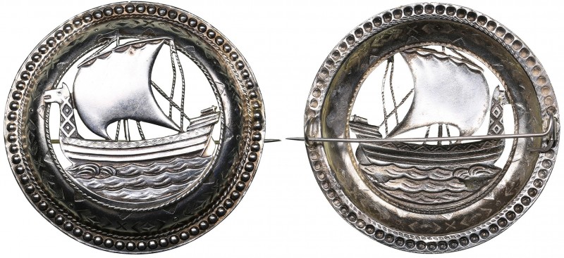 Estonia silver broch - Viking ship
8.13 g. 53 mm.