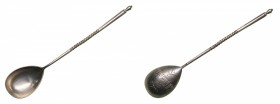Russia tea spoon 84 silver
15.58 g. 14mm.