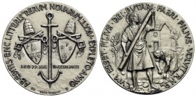 PAPALI - Paolo VI (1963-1978) - Medaglia - 1966 - Rerum Novarum - Stemmi affiancati di Paolo VI e Leone XIII - R/ Gesú in piedi nimbato di fronte regg...
