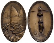 PAPALI - Paolo VI (1963-1978) - Medaglia - 1974 - Apertura della Porta Santa - Busto a s. con mitra - R/ Martello per l'apertura della Porta Santa Opu...
