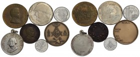 Medaglie - Lotto di 6 medaglie e 2 lire 1958 falso - Lotto di 7 elementi - BB÷FDC