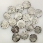 Islam
WORLD COINS

Arabian Dirhemy 850-1050, set 18 coins 

Monety około stanu 3. Jeden egzemplarz z ubytkami.Zestaw zawiera 18 monet.

Details...
