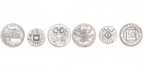 Monedas Extranjeras
Austria
Serie de 3 valores. AR/Ni. 1/2 Schilling y Schilling 1925 y 50 Groschen 1934. KM.2839, 2840 y 2850. MBC+ a MBC.