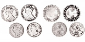 Monedas Extranjeras
Hong Kong Victoria
Lote de 4 monedas. AR. 5 Cents 1898 (sirvió de joya) y 1899 y 10 Cents 1890 y 1892. (MBC a BC-).