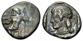 Kleitor AR Hemidrachm, c. 480-475 BC 

Arkadia, Arkadian League. Kleitor. AR Hemidrachm (14 mm, 2.83 g), c. 480-475 BC.
Obv. Zeus Lykaios seated le...