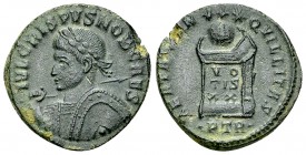 Crispus AE Nummus, Treveri 

Crispus (317-326 AD). AE Nummus (18-19 mm, 3.33 g), Treveri, 321 AD.
Obv. IVL CRISPVS NOB CAES, laureate and draped bu...