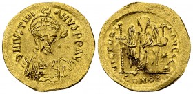 Iustinianus I AV Solidus, Constantinople 

Iustinianus I &nbsp;(527-565 AD). AV Solidus (21 mm, 4.29 g), Constantinopolis, 527-538 AD.
Obv. D N IVS...
