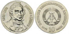 DDR, AR 10 Mark 1978, Liebig 

Deutsche Demokratische Republik DDR. AR 10 Mark 1978 (16.89 g). Liebig.
AKS 869.

Vorzüglich bis unzirkuliert.
