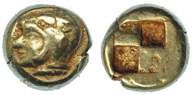 IONIA. Erythrai. Hecte (s. VI-V a. C.). A/ Cabeza arcaica de Heracles a izq. R/ Cuadrado cuatripartito incuso. EL 2,56 g. MBC-.