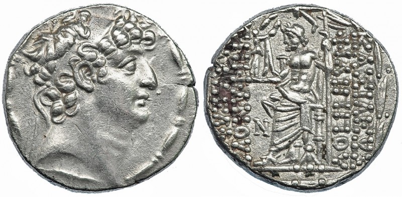 REINO SELEUCIDA. Filipo I. Tetradracma (93-83 a. C.). R/ Zeus sentado a izq. con...