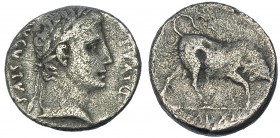 AUGUSTO. Denario. Lugdunum (11-10 a.C.). A/ Cabeza laureada de Augusto a der. AVGVSTVS DIVI F. R/ Toro a der.; IMP XII. FFC-120. RIC-187a. BC+/BC. Esc...