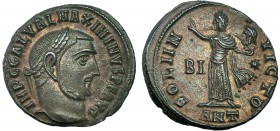 MAXIMINO II. Follis. Antioquía (312). Marcas: BI - * en el campo; ANT en el exergo. R/ SOLI INVICTO. RIC-167b. MBC+/EBC-. Escasa. Ex C. Dattari.