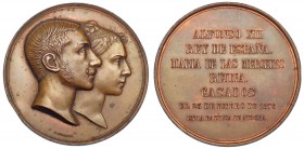 Medalla de la boda real con Mª de las Mercedes. 1878. Grabador: G. Sellan. F. AE-70,5mm. Golpe en canto. EBC.