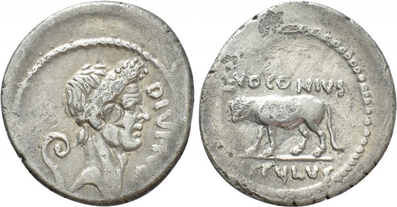 DIVUS JULIUS CAESAR (Died 44 BC). Denarius (40 BC). Rome. Q. Voconius Vitulus, m...