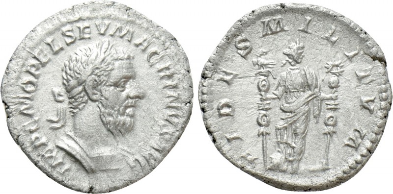 MACRINUS (217-218). Denarius. Rome

Obv: IMP C M OPEL SEV MACRINVS AVG. Laurea...