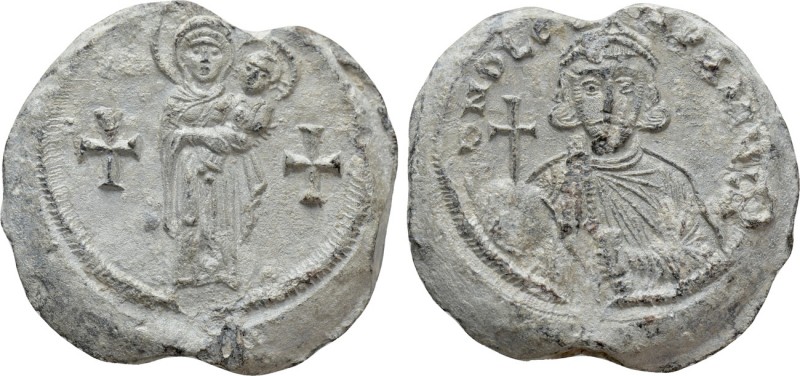 BYZANTINE LEAD SEALS. Leo III the "Isaurian" (717-741)

Obv: The Virgin standi...