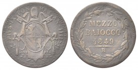 ROMA
Pio IX (Giovanni Maria Mastai Ferretti), 1846-1878.
Mezzo Baiocco 1849 a. IIII.
Æ
gr. 4,76
Dr. Stemma su chiavi, sormontato da triregno.
Rv...
