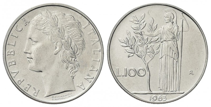 ROMA
Repubblica Italiana, dal 1946.
100 Lire 1963, Minerva.
Ac
Dr. Testa lau...