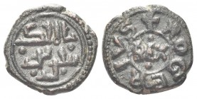 SICILIA
Tancredi, Re di Sicilia, 1189-1194. 
Follaro.
Æ
gr. 1,81
Dr. Legenda cufica su due righe entro cerchio lineare e perlinato.
Rv. ROGERIVS...