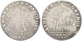 VENEZIA
Antonio Priuli Doge XCIV, 1618-1623.
Osella anno V, 1622.
Ag
gr. 9,13
Dr. S M VENET ANT PRIOL DVX. San Marco, in trono verso d., solleva ...