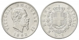 REGNO D’ITALIA
Vittorio Emanuele II, 1861-1878.
Lira 1862 Napoli, I° Tipo.
Ag
Dr. Testa del sorvano rivolta a d.
Rv. Stemma sabaudo crociato sorm...