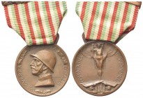 roma
Vittorio Emanuele III, 1900-1943.
Medaglia coniata nel “bronzo nemico” 1915-1918.
Æ
gr. 16,95 mm 32,5
Dr. GVERRA - PER L’UNITà - D’ITALIA. B...