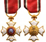 Germany – Hohenlohe
Order of the Phoenix, 1757
A Knight’s Cross, Half Size, 31x25 mm, in GOLD, both sides enameled, original suspension ring and rib...