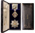 GREAT BRITAIN
The Most Exalted Order of the Star of India
An Early Commander’s Set: badge of the Order in GOLD, 85x50 mm, with centre medallion made...