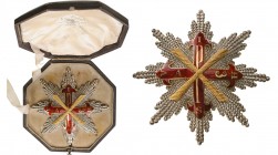 ITALY - PARMA
Constantinian Order of St. George
A breast star of the order: chiseled and pierced rays; the centre in gold 
with excellent chisel wo...