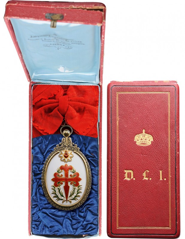 PORTUGAL
Order of St. Yago of the Sword
A sash badge of the 94x57 mm, oval, gi...