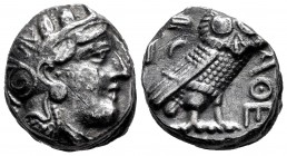 Attica. Athens. Tetradrachm. 350-294 BC. (Sng Cop-64). (Kroll-15). Anv.: Helmeted head of Athena right. Rev.: Owl standing right, head facing; olive s...