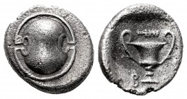 Boiotia. Thebas. Hemidrachm. 338-315 BC. (Gc-2396). Anv.: Boeotian shield. Rev.: Amphora. Ag. 2,50 g. VF. Est...75,00. 


 SPANISH DESCRIPTION: Boi...