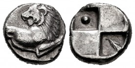 Thrace. Chersonesos. Hemidrachm. 400-350 BC. (Gc-1602 similar). Anv.: Forepart of lion. Rev.: Quadripartite incuse square with pellet and spike in the...