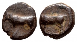 Ebusus. 1/8 calco. 300-200 BC. Ibiza. (Abh-906). Anv.: Bull left. Rev.: Bull left. Ae. 1,24 g. Almost VF. Est...50,00. 


 SPANISH DESCRIPTION: Ebu...