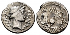 Julius Caesar. Fourée Denarius. 46 BC. Africa. (Ffc-3 similar). (Craw-467/1a similiar). (Cal-649 similar). Anv.: COS. TERT. DICT. ITER., head of Ceres...