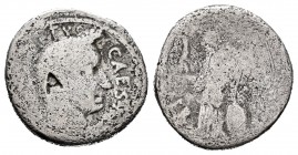 Julius Caesar. P. Sepullius Macer. Denarius. 44 BC. Rome. (Ffc-31). (Craw-480/13). (Bmc-4173). Anv.: CAESAR DICT. PERPETVO his laureate and veiled hea...